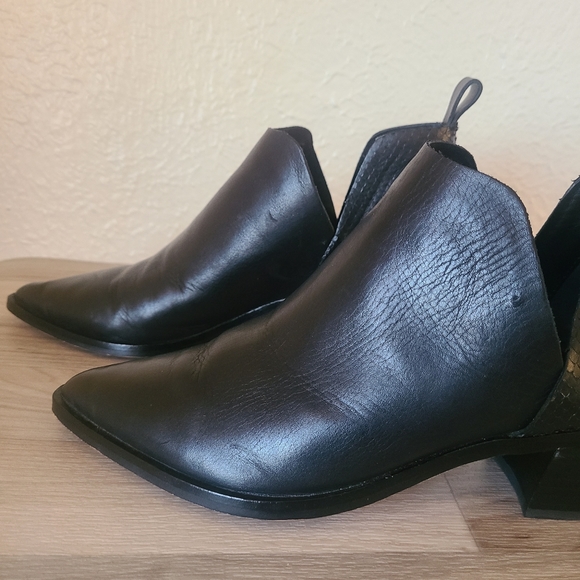 Dolce Vita Black booties Size 8.5 - Picture 8 of 16